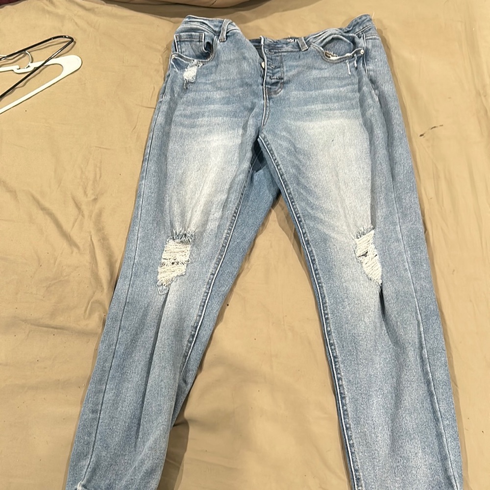 Ripped jeans